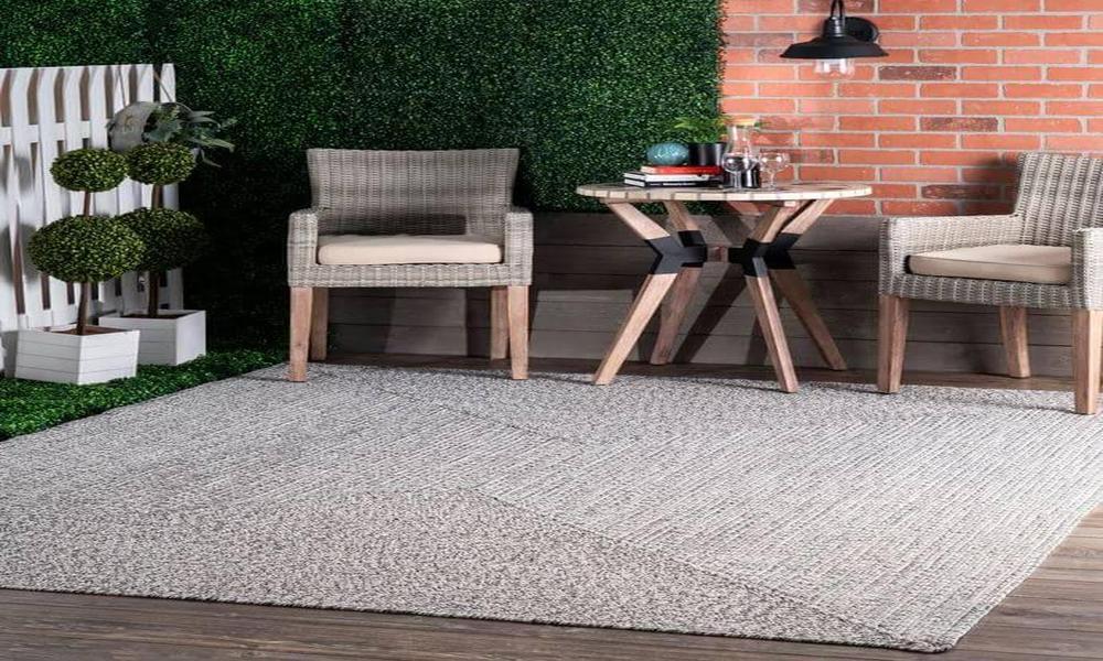 What Material Is Considered Best For Outdoor Carpets? Natural & Synthetic Options