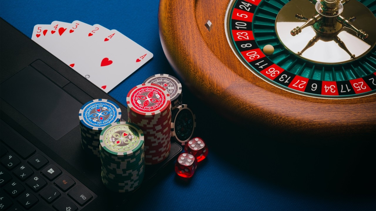 Ensuring a Safe Environment: Responsible Gaming Practices at Evolution Casino